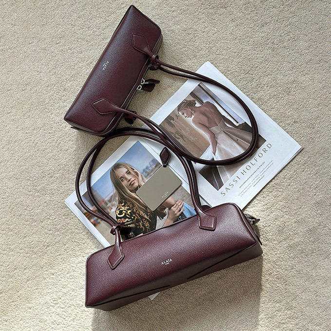 alaïa le teckel long handle barrel shoulder handbag